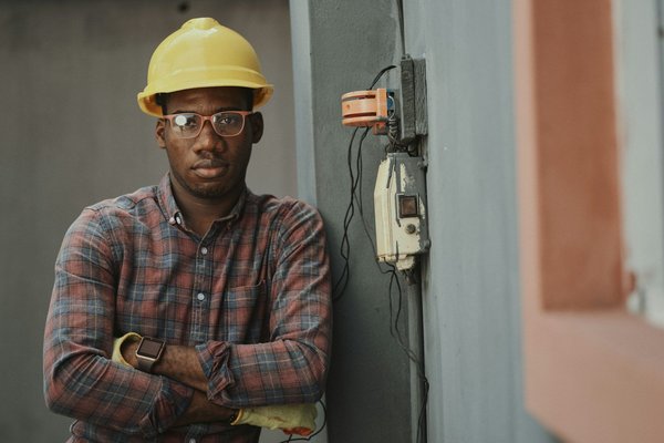 Pourquoi confier l'installation électrique dans votre nouvelle maison à un électricien professionnel  ?