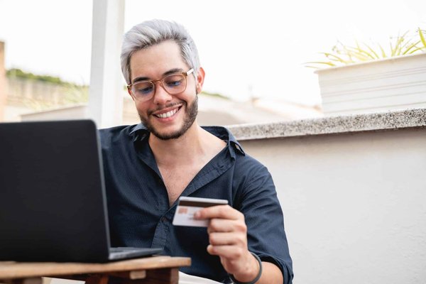 La sécurité des transactions dans les banques en ligne : Mythes et réalités